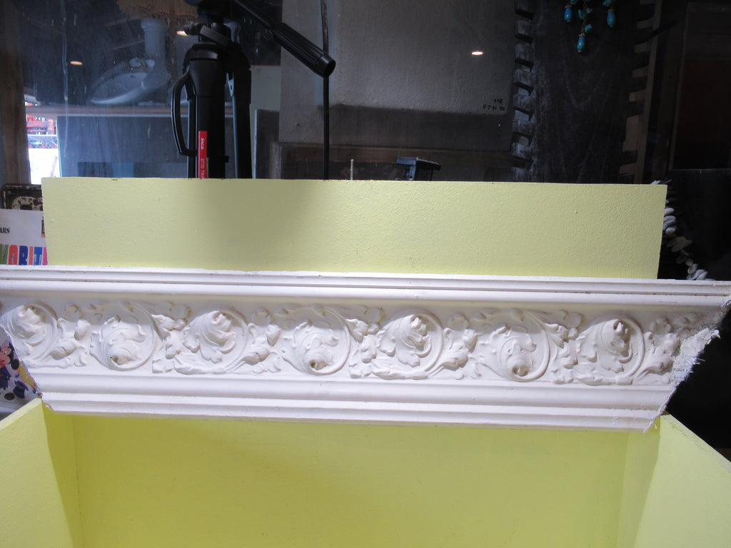 Art Deco Oak Leaf Style Plaster Cornice 200H x 50.70mtrs