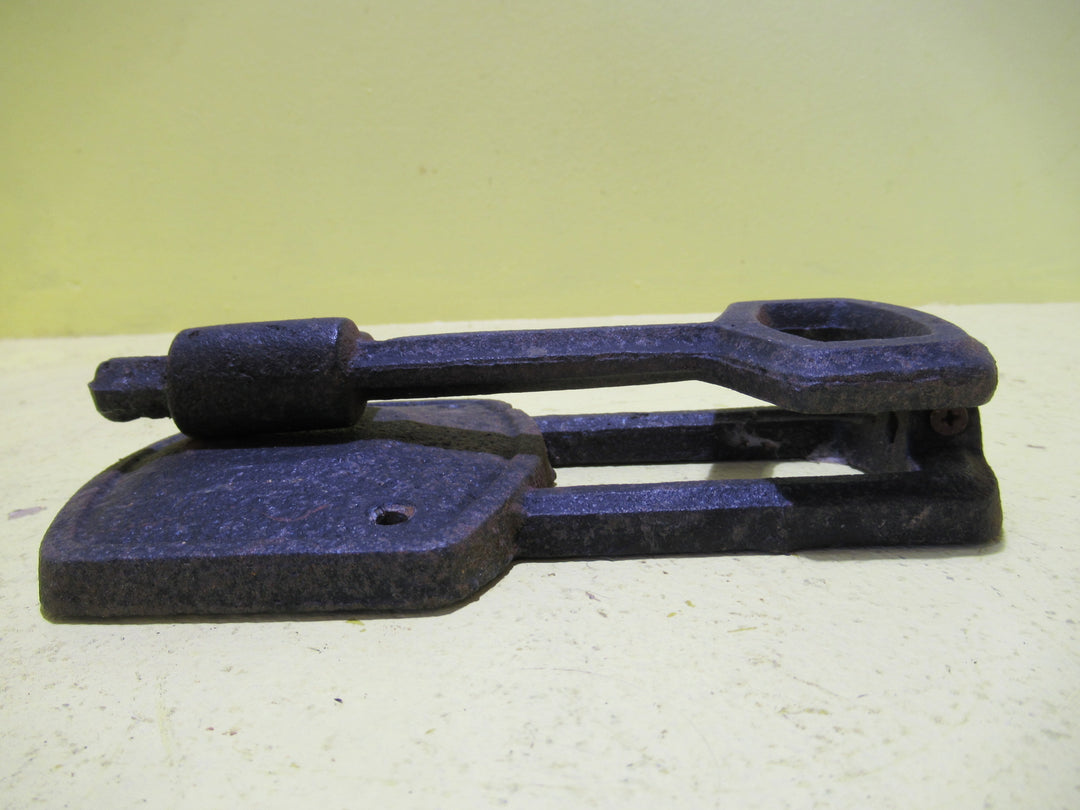 Iron Key Style Door Knocker 18H x 7-10W x 40D