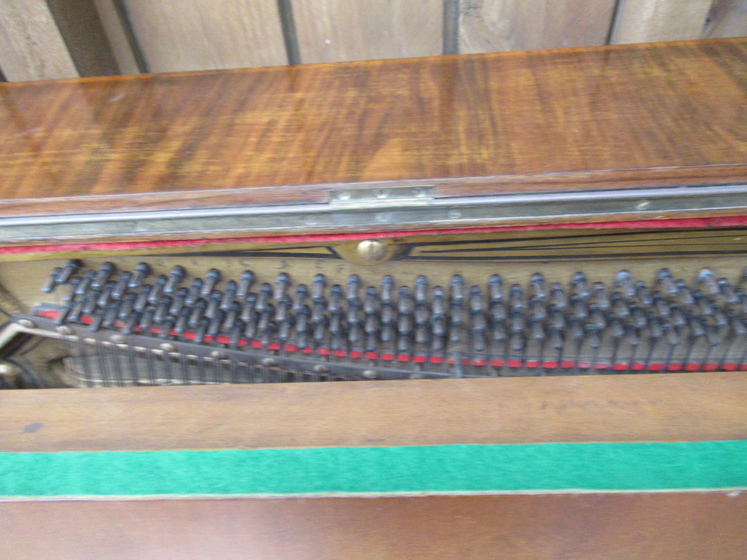 Robert Meissner Leipzic Upright Piano
