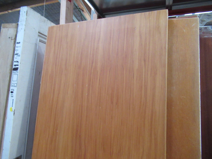 Rimu Hollow Core Wardrobe Door 1980H x 610W