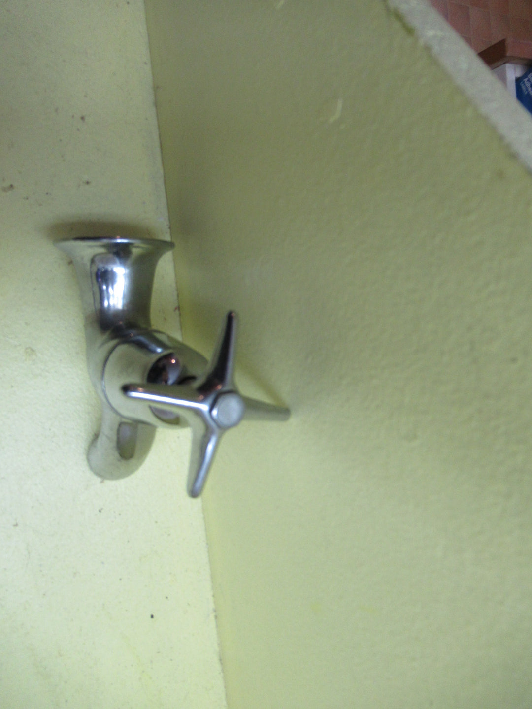 Retro Star Wall Mounted Bath Taps 110/125/135H x 55Dia x 125/150/160D