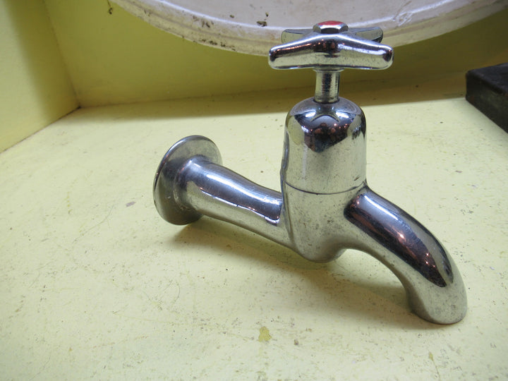 Retro Star Wall Mounted Bath Taps 110/125/135H x 55Dia x 125/150/160D