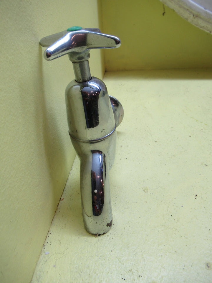 Retro Star Wall Mounted Bath Taps 110/125/135H x 55Dia x 125/150/160D