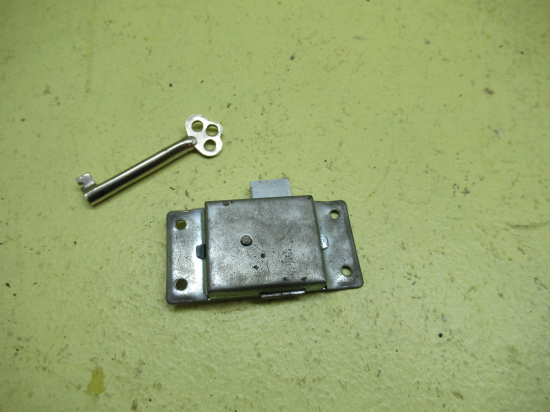 Stainless Steel Cabinet Draw Lock with Key 64H x 32W x6D
