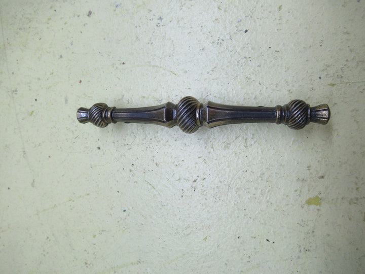Scottish Thistle End Retro Draw Pull 30H x 140L x 20W