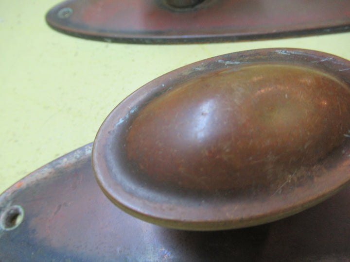Vintage Ridge Oval Knob Handle with Oval Ridged Plates 252L x 72W/Knob 70L x 40W x  43H