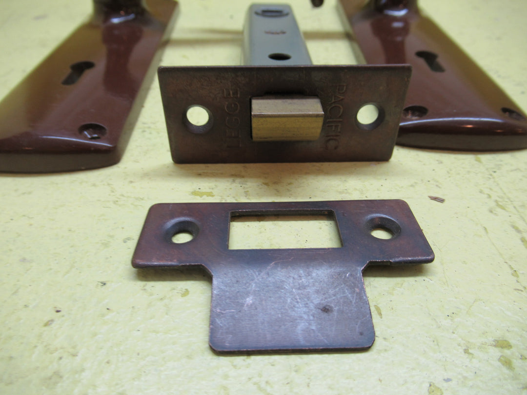 Retro Legge 397 Rectangle Long Plate Lever Brown Paint Finished Door Handle 150L x 40W/54H x 98L