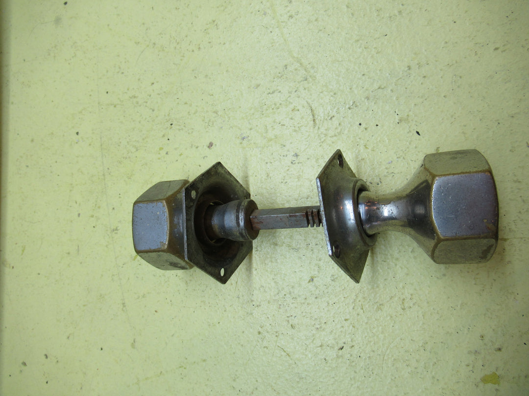 Art Deco Chrome Hexagonal Door Handle with Hexagonal Plate 40Dia x 60H/Plate 60Dia