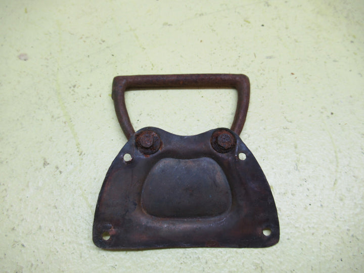 Chop Half Circle Mouded Draw Pulll 52H x 50-82W x 10D