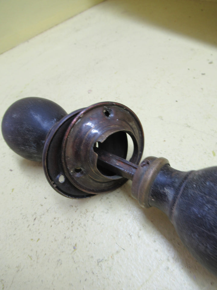 Tulip Shape with Flush Dome on top of Handle with Brass Plate 80H x 50Dia/Plate 60Dia