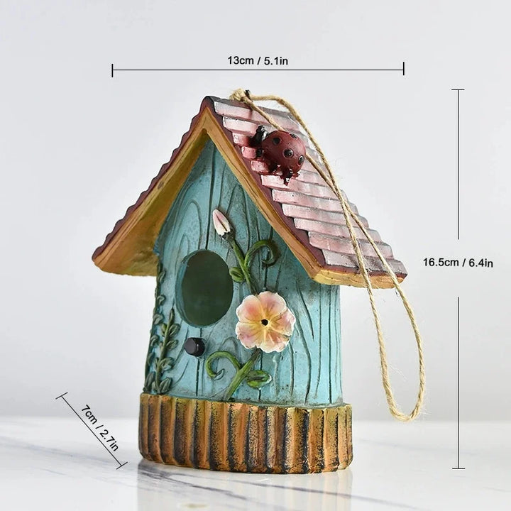 Hanging Bird House Resin Outside Bird Hut Novelty Garden Decoration Nest for Fence, Trees, Yard House Decoration Ornaments