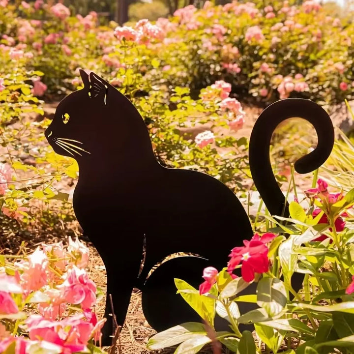 Charming Cat Family Garden Stakes – Decorative Cute Cat Silhouette,