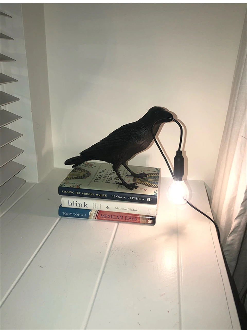 Resin Lucky Bird Crow Wall Lamp Table Lamp Night Light Bedroom Bedside Living Room Wall Lamp Home Decoration(Free bulb)