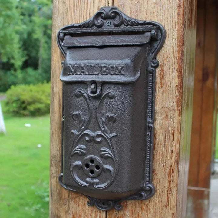 European Retro Letter Mailbox/Cast Iron Old Post Case Courtyard Wall Mounted Letter Box