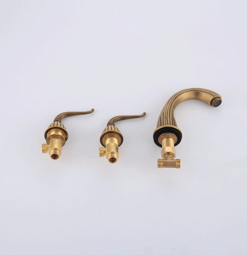 Antique Brass Basin Faucets Classic Bathroom Sink Faucet Double Cross Handle 3 Holes Bathbasin Counter Mixer Taps
