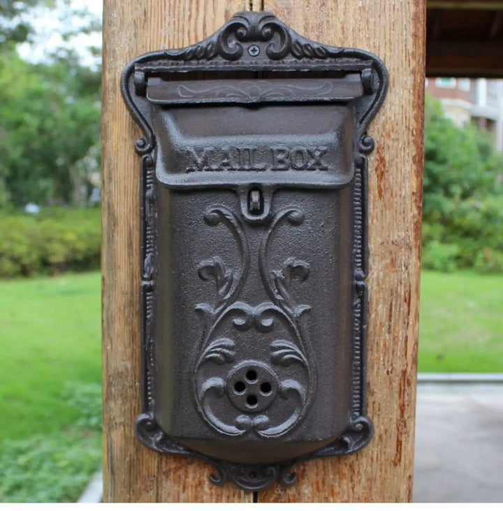 European Retro Letter Mailbox/Cast Iron Old Post Case Courtyard Wall Mounted Letter Box