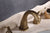 Antique Brass Basin Faucets Classic Bathroom Sink Faucet Double Cross Handle 3 Holes Bathbasin Counter Mixer Taps