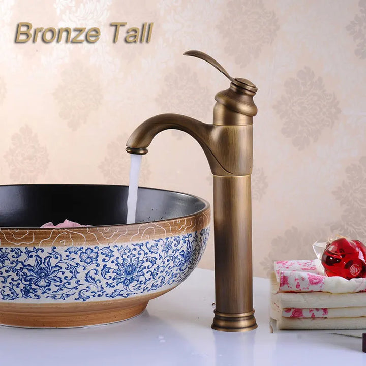Single Hole Single Handle Retro Style Vessel Sink Faucet Antique Brass Deck Mounted Bathroom Basin Sink Mixer Taps GZ7203