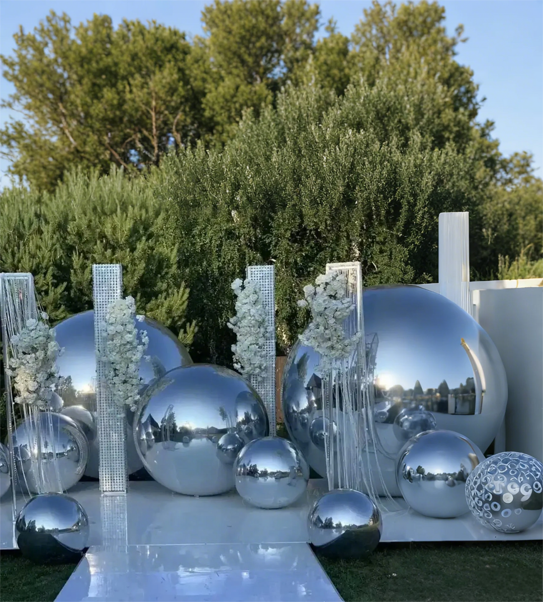 Inflatable Mirror Ball Set - Giant Sealed Shiny Reusable Balls for Wedding, Outdoor Pool Party & Nightclub Decor