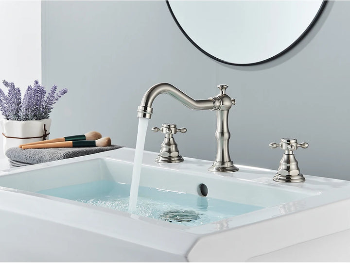 Antique Brass Bathroom Mixer Taps Widespread Basin Faucet Dual Handles Hot and Cold Tap Deck Mounted Brass Basin Sink Faucet