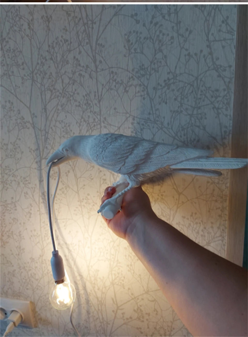 Resin Lucky Bird Crow Wall Lamp Table Lamp Night Light Bedroom Bedside Living Room Wall Lamp Home Decoration(Free bulb)
