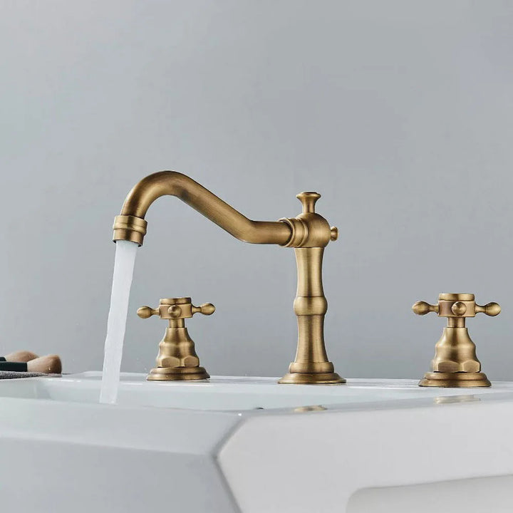 Bathroom Basin Faucet 3 Hole Deck Mounted Dual Handle Hot Cold Mixer Water Tap Brass Basin Sink Faucet Nzh041