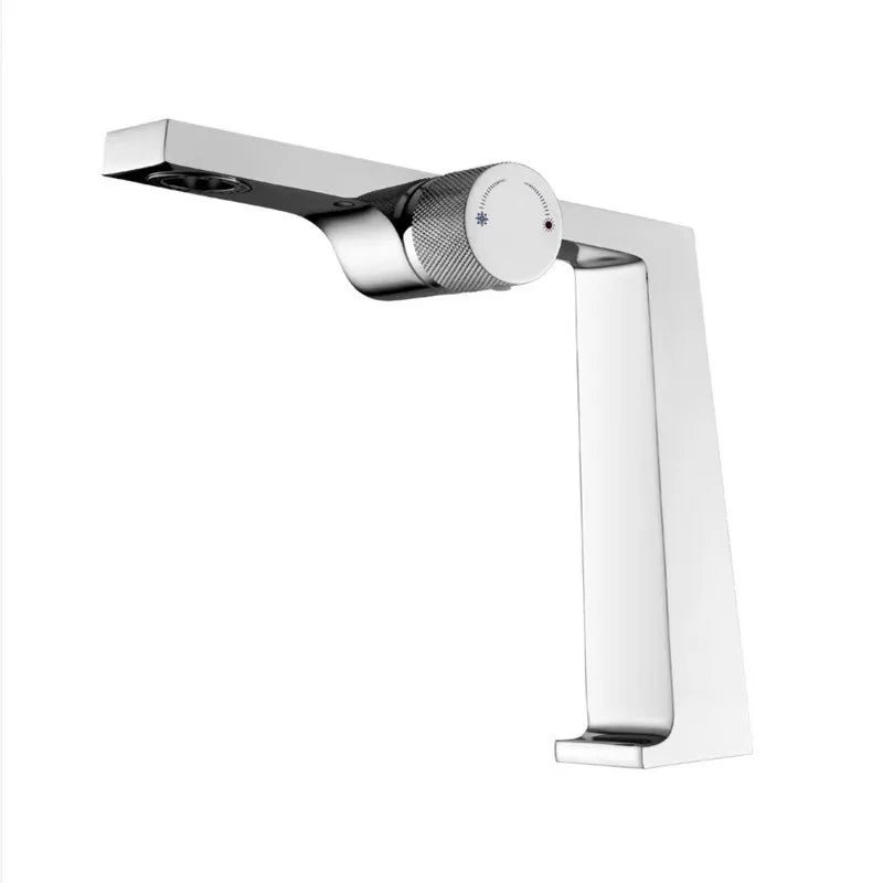 Luxury brass rose gold bathroom faucet with simple design, one hole single handle cold and hot dual control basin Tap