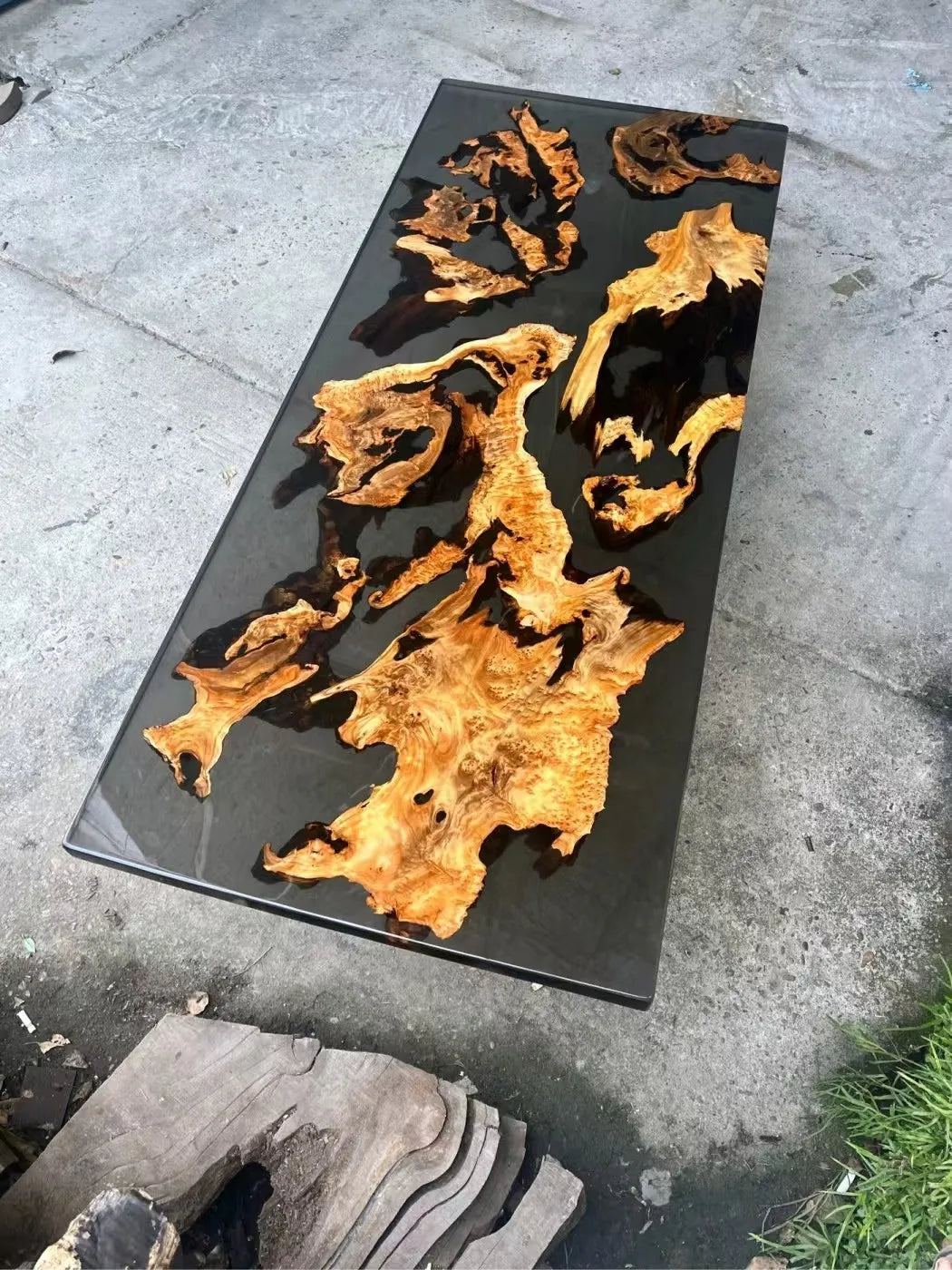 Custom coffee table Shoreline table Epoxy glue River table Solid wood desktop large board logs