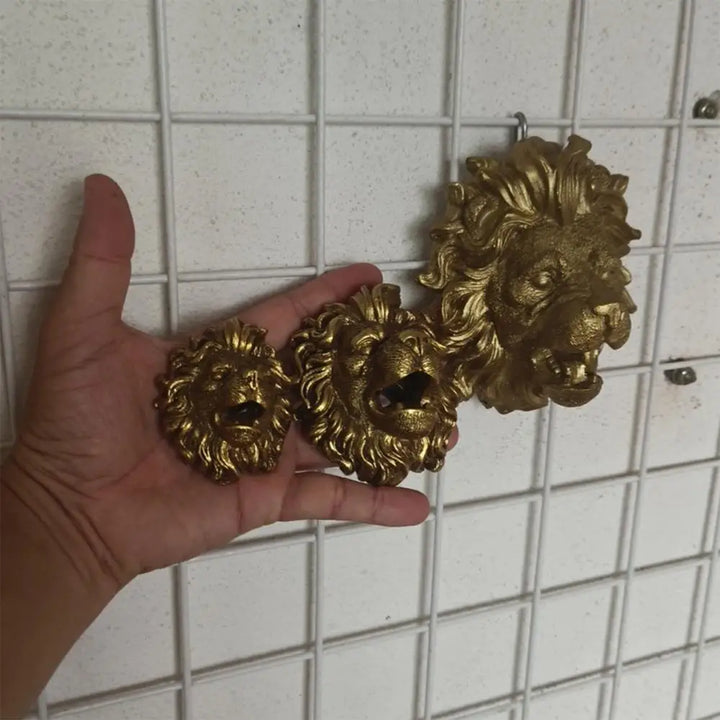 Fountain Spout Lion Pool Sprayer Fountain Natural Resin Water Fountain Ornaments Water Garden & Pond Decor Sprinkler Wall Art