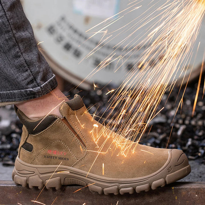 Mens Steel Toe Safety Shoes Breathable Soft Non Slip Work Boots Protective Comfortable Footwear for Men Insulation 6KV Shoes