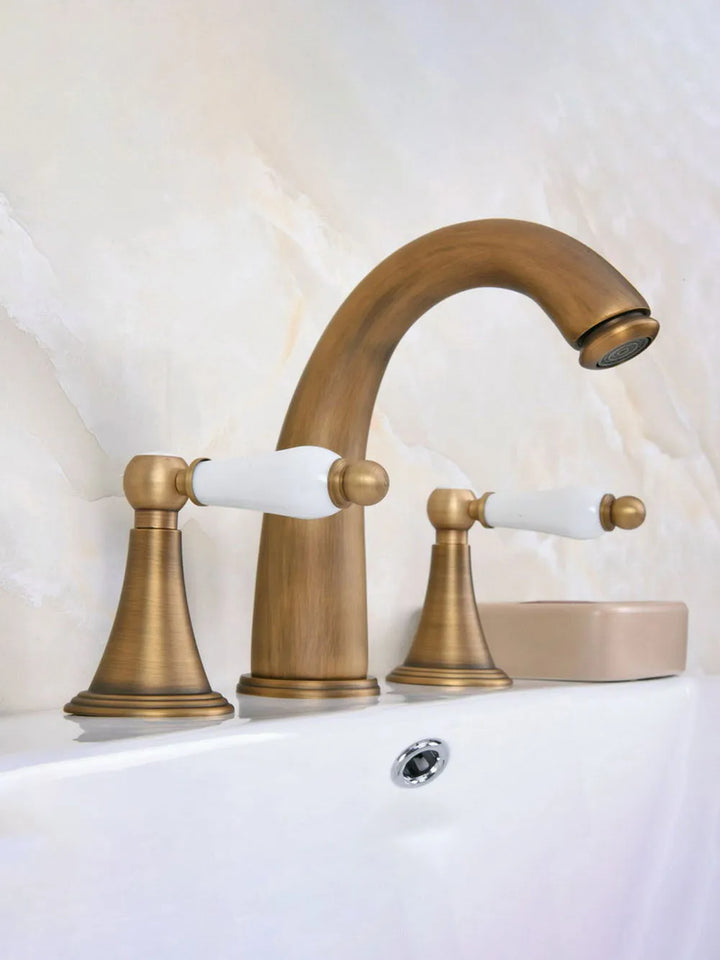 Antique Brass Widespread Bathroom Sink Faucet 3 Hole Basin Mixer Tap aan083