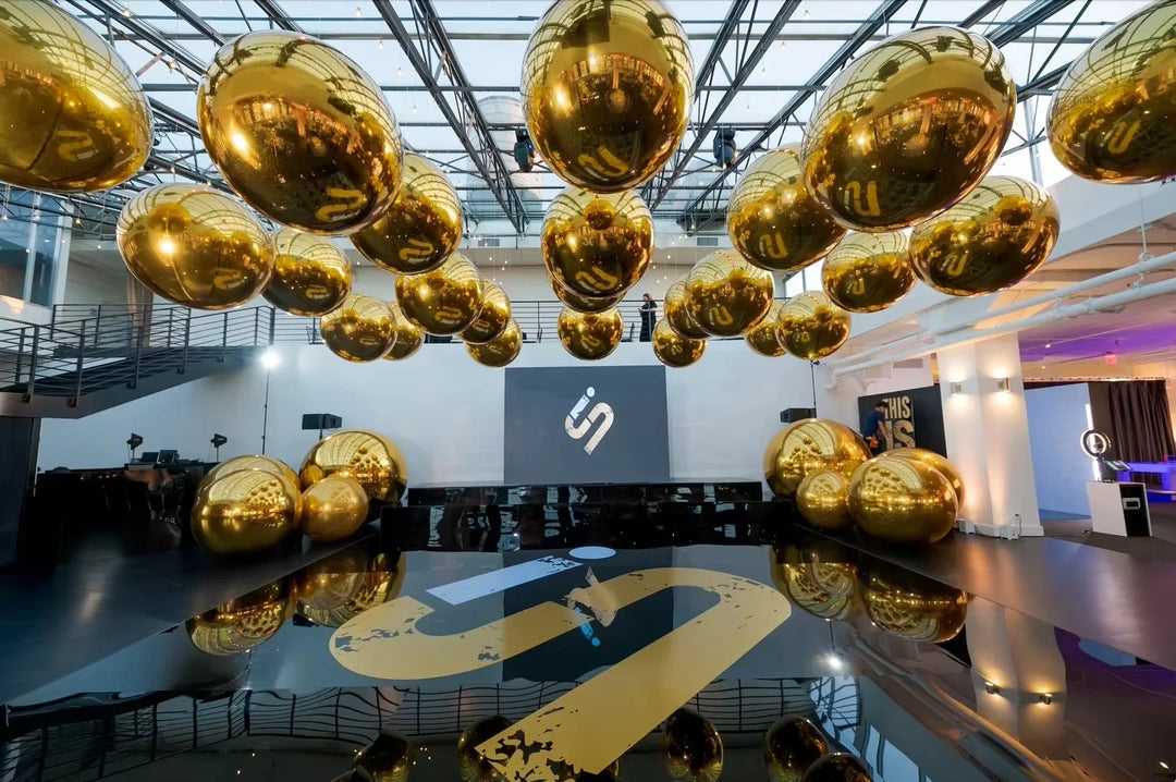 Inflatable Mirror Ball Set - Giant Sealed Shiny Reusable Balls for Wedding, Outdoor Pool Party & Nightclub Decor