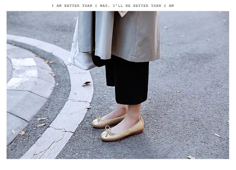 Ladies Loafers Shoes Bowtie Flats Patent Leather Loafers Women Round Toe Roll-Up Shoes Woman Bridesmaid Flats Large Size Zapatos