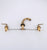Antique Brass Basin Faucets Classic Bathroom Sink Faucet Double Cross Handle 3 Holes Bathbasin Counter Mixer Taps