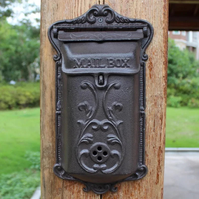 European Retro Letter Mailbox/Cast Iron Old Post Case Courtyard Wall Mounted Letter Box