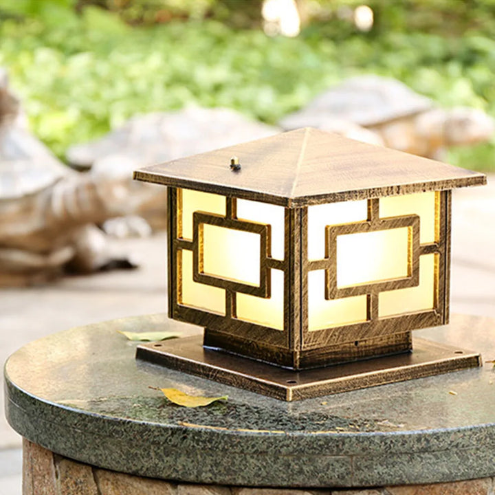 Outdoor Garden Pillar Lamp European Style Decor Courtyard Light Antique Waterproof Door Post Lamp Rainproof Fence Pillar Light