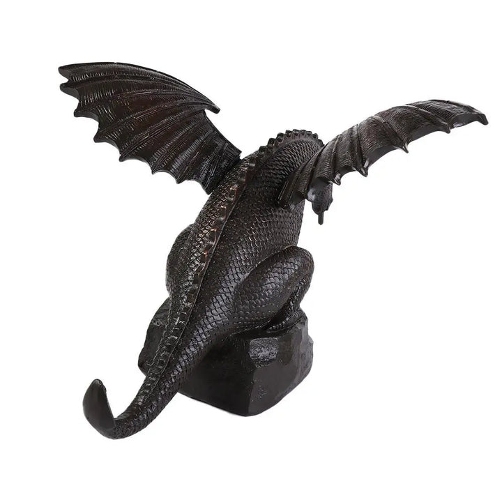 Realistic Garden  Spray  Resin Water Spray Dragon Staue Outdoor Decoration