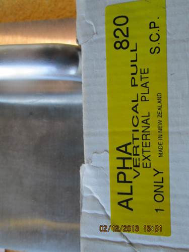Pull Handles with Plate