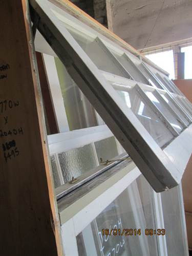 Box Window with Top Opening Colonial Lite