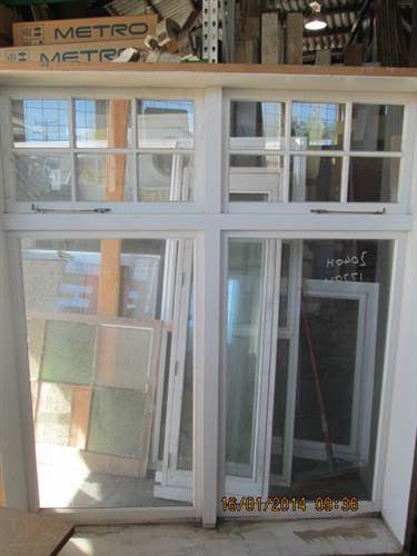 Box Window with Top Opening Colonial Lite