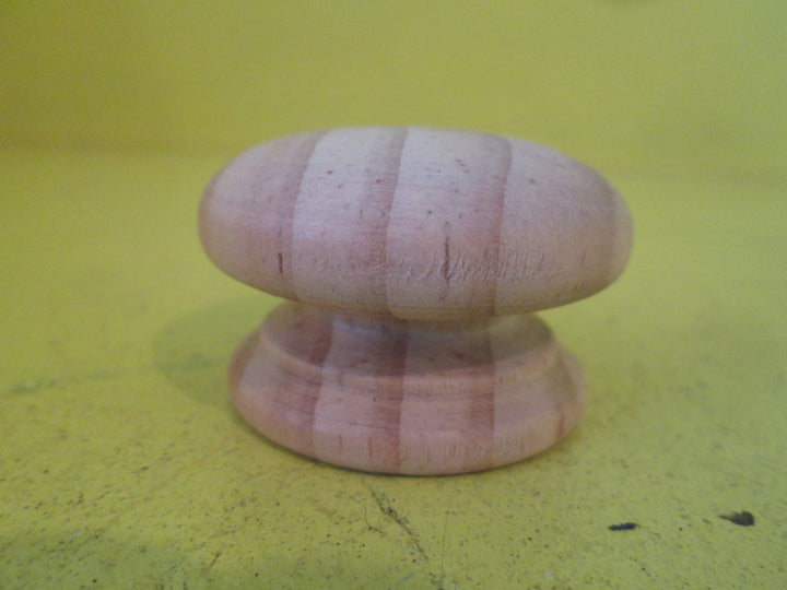 Sylvan Pine Convex Knob with Screw 40W x 25D