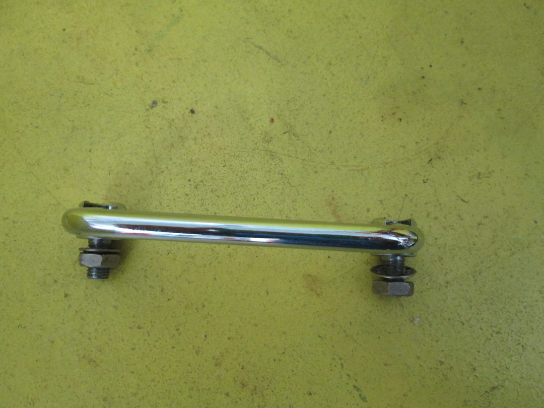 Movable Pull Handle 115L x 45-40H x 15 - 8D