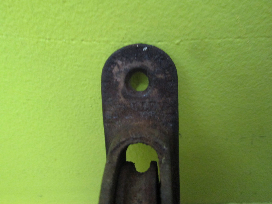 Kenrick Secret Axiel Pulley - Oval with Pyramid Design 125L x 28W x 45D