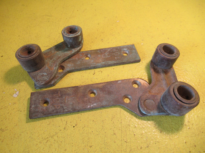 Vintage Brass Bifold Window Guides - Slider 115H x 25W