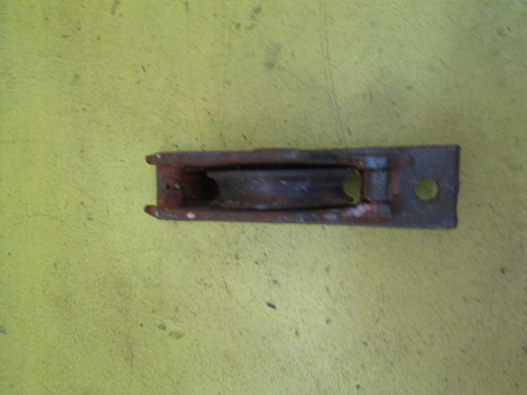 Rectangle with Rectangle Casing Sash Weigh Pulley 104L x 25W x 40D