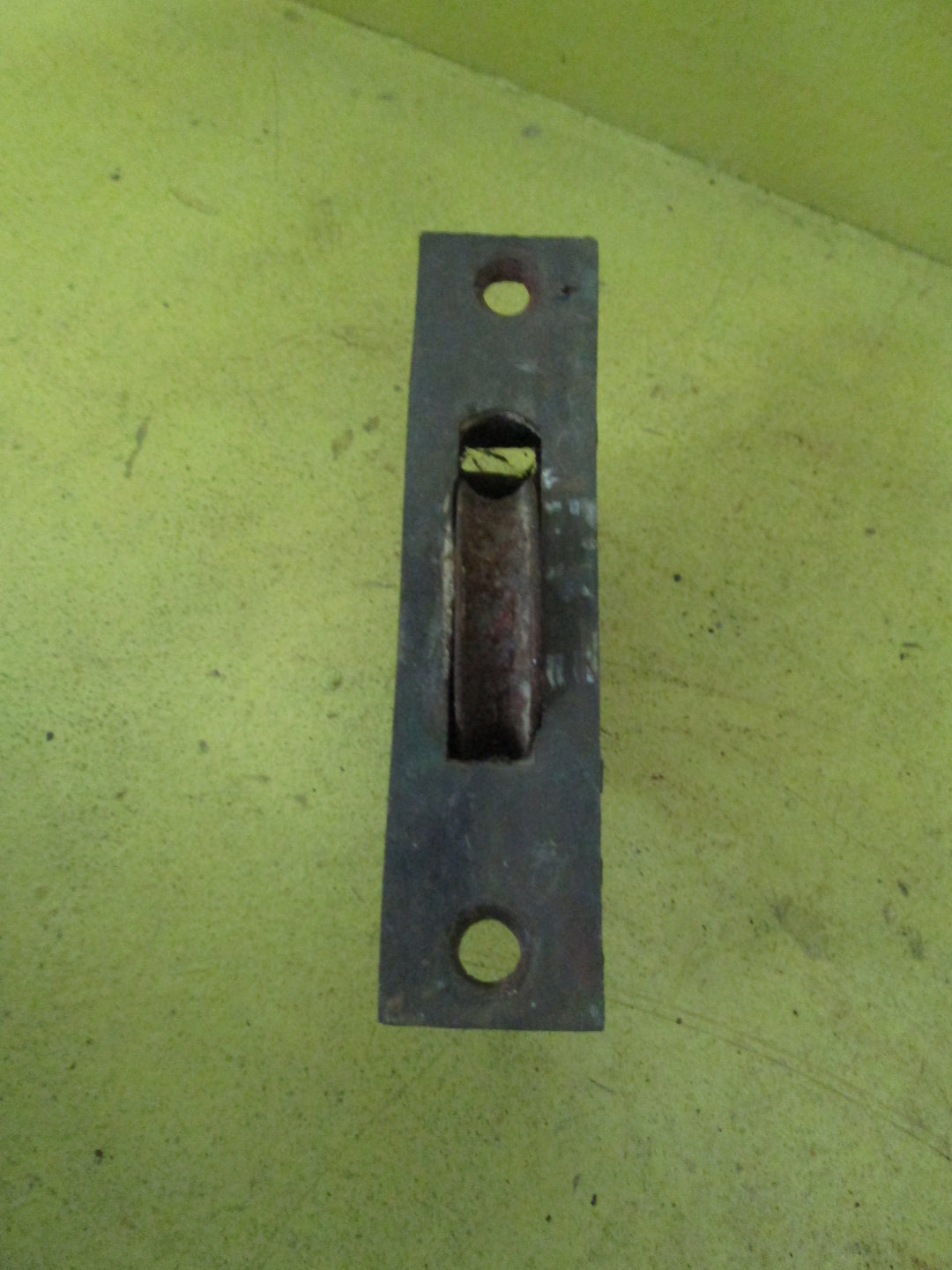Small Rectangle Sash Pulley with Brass Plate 106L x 25W x 43D