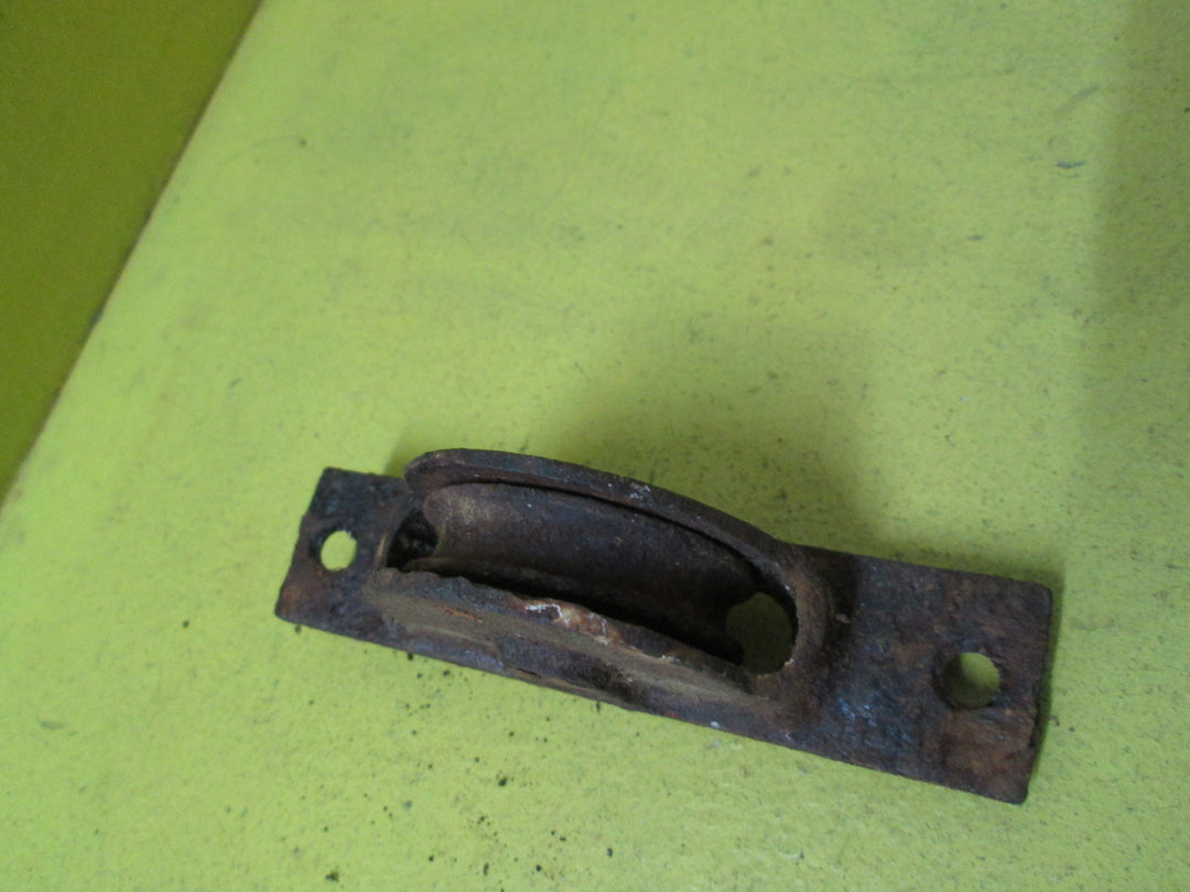 Rectangle Sash Weigh Pulley 115L x 27W x 45D