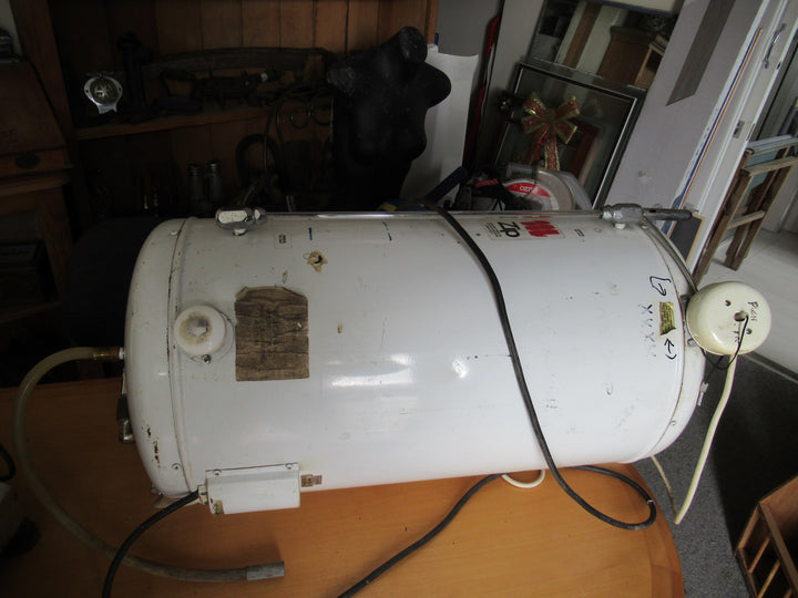 27 Litre Zip Hot Water Unit   62cm H x 36 Dia