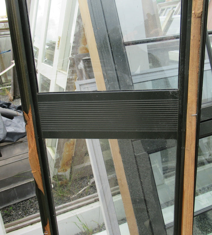 2 Lite Green Aluminium Sidelight   410W x 2000H