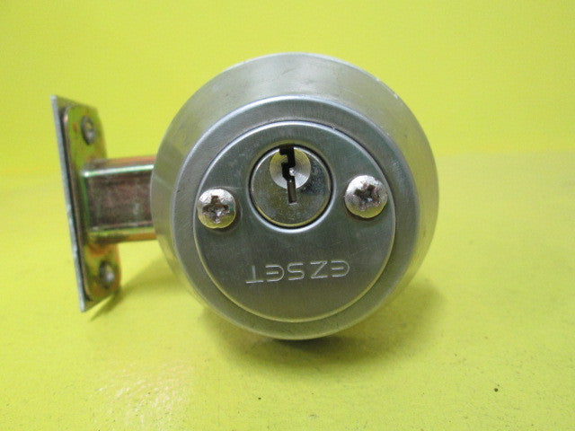 Double security door lock with key 45D x 25H